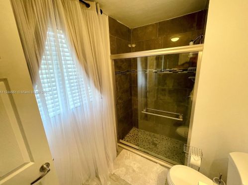 325 4 Ave, Dania Beach FL  33004-2723 exterior
