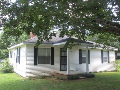 1509 Beckham Ave, Lawrenceburg, TN 38464-2109
