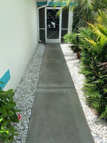 6246 Shadowood Cir, Naples FL  34112-1906 exterior