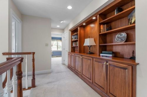 49 Blueberry Ln, Grove City PA  16127-4675 exterior