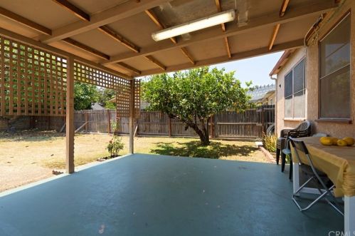 7862 Kingbee St, Downey CA  90242-3420 exterior