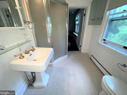 164 Delaware St, West Deptford NJ  08096-5921 exterior