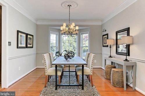 14286 Chalfont Dr, Haymarket VA  20169-2632 exterior