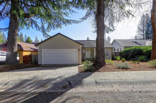 571 Blight Rd, Grass Valley, CA 95945-7007