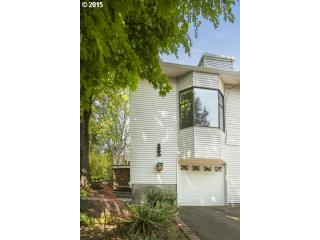 1550 66th Ave, Portland, OR 97213-4898
