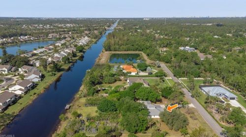 3241 German Woods Ct, Naples, FL 34116-7401