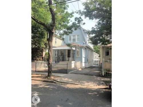 4220 Gunther Ave, Bronx, NY 10466-2008