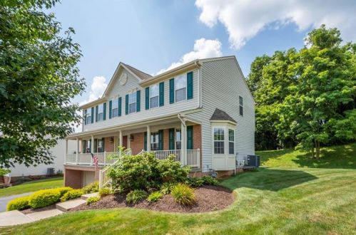 102 Woodhaven Dr, Mc Donald, PA 15057-4828