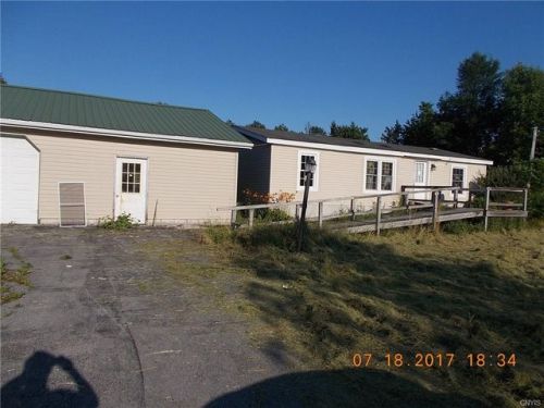 40 Barker Rd, Antwerp, NY 13608-3126