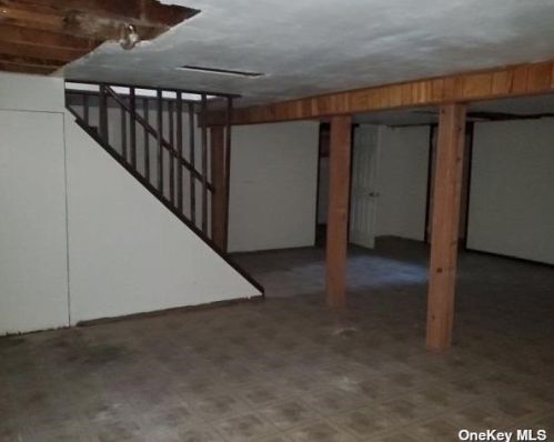 177 Arizona Rd, Babylon NY  11704-2533 exterior