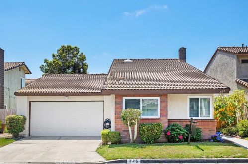 225 Levant Way, Oceanside, CA 92057-6145