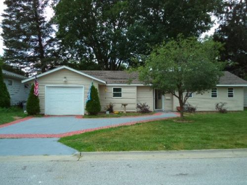 1507 Bellevue Ave, Panarama Park, IA 52722-4234