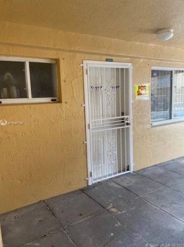 7965 30th Ct, Hialeah, FL 33018-3875