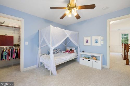 14829 Cox Creek Ct, Haymarket VA  20169-2626 exterior