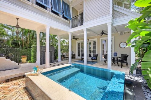 419 Central Ave, Naples, FL 34102-5929