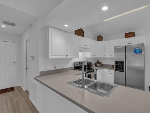 1636 4 Ave, Vero Beach FL 32962-6619 exterior