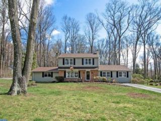 3 Pinewood Dr, Downingtown, PA 19335-1713