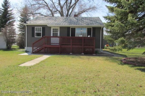 815 4th St, Downer, MN 56514-3823