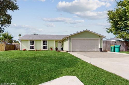 2901 46th St, Naples FL  34116-8245 exterior