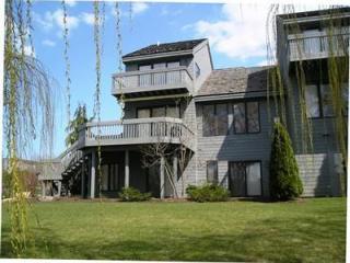 514 Mariner Vlg, Mitiwanga, OH 44839-1071