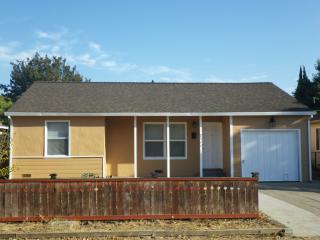 2511 24 Ave, Sacramento CA  95820-4613 exterior