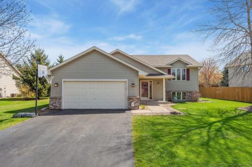 2528 Burl Oak Curv, Hudson, WI 54016-9100