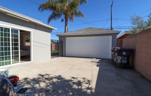 1320 64th St, Long Beach CA 90805-2538 exterior