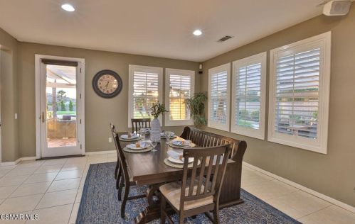5391 Evening Sky Dr, Simi Valley CA  93063-5744 exterior