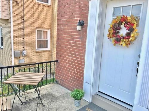 3218 Glendale Ave, Pittsburgh PA  15227-2831 exterior