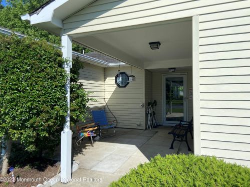 140 Everest Dr, Bricktown, NJ 08724-2036