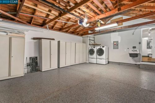 6747 Tory Way, Pleasanton CA  94568-2144 exterior