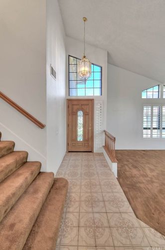 6760 Grant Ct, Chino, CA 91710-6217