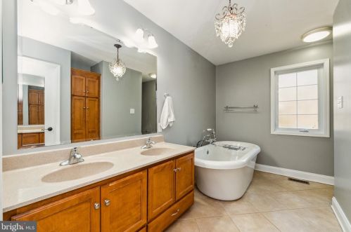 282 Keyser Run Rd, Washington VA  22747-1705 exterior