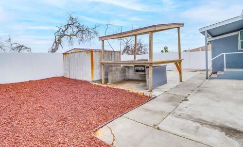 9261-63 Earl St, La Mesa CA  91942-3842 exterior