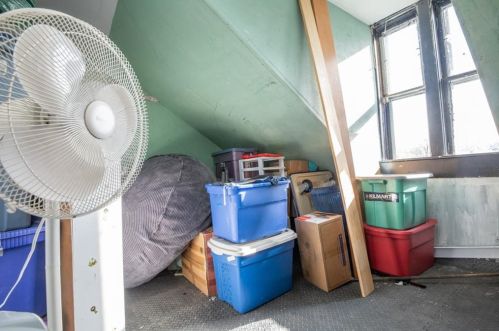 128 Grv St, Lincoln RI  02865-1909 exterior