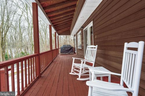 1070 Conchester Rd, Glen Mills, PA 19342-1509