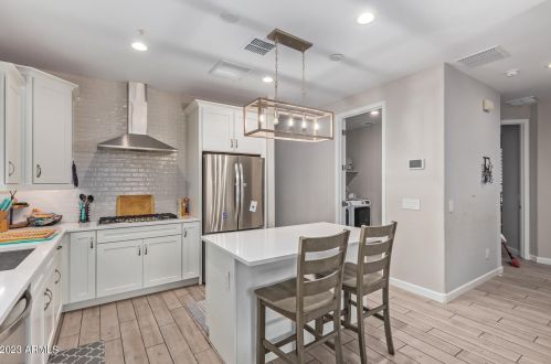 24142 20th Pl, Phoenix AZ  85024-7533 exterior