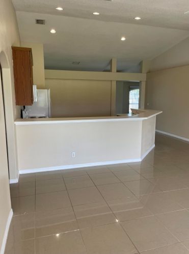 380 Ridgecrest Dr, Fort Pierce FL  34953-5917 exterior