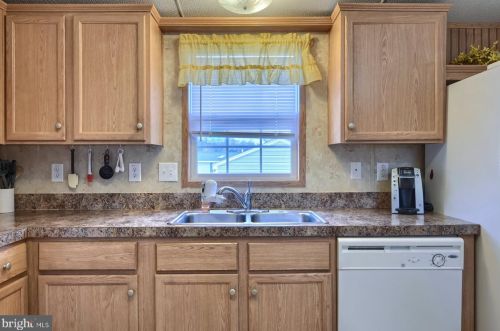 251 Buttercup Dr, Smithville PA  17560-9612 exterior