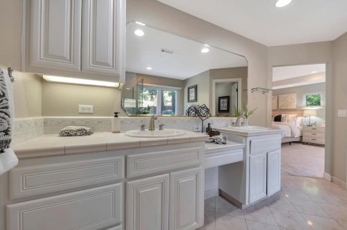 642 Colleen Dr, San Jose CA 95123-4509 exterior