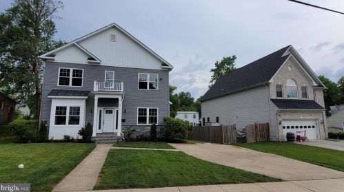 6912 Westlawn Dr, Falls Church VA  22042-2653 exterior