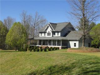 360 Sheppard Branch Rd, Weaverville, NC 28787-8530