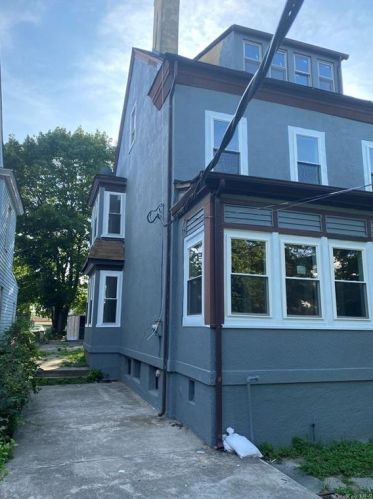 134 8th Ave, Mount Vernon, NY 10550-1216