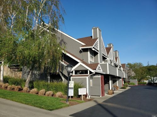 1320 7th St, Benicia CA  94510-3587 exterior
