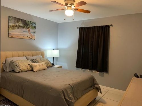 3304 Timberwood Cir, Naples FL  34105-5624 exterior