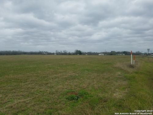 7683 Fm 539, Sutherland Springs, TX 78161