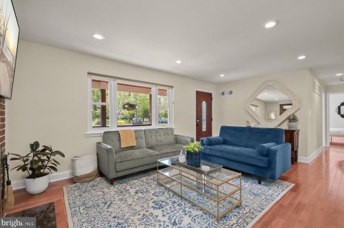 3248 Brandy Ct, Falls Church VA  22042-3704 exterior