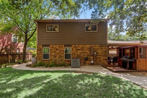 5322 Creek Shadows Dr, Humble, TX 77339-1236