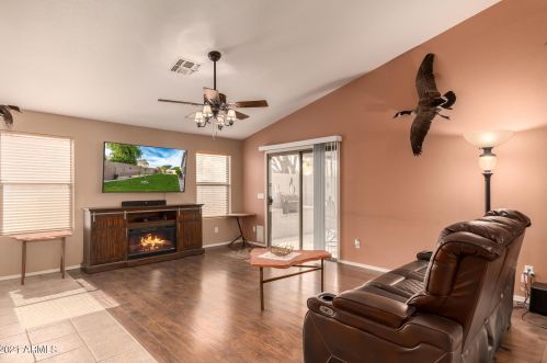 16290 Tasha Dr, Sun City AZ 85388-1313 exterior