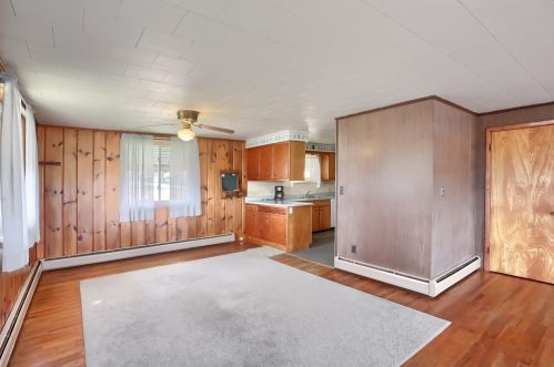 1215 Mount Jackson Rd, New Castle PA  16102-2919 exterior